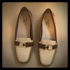 AK Anne Klein iflex flats